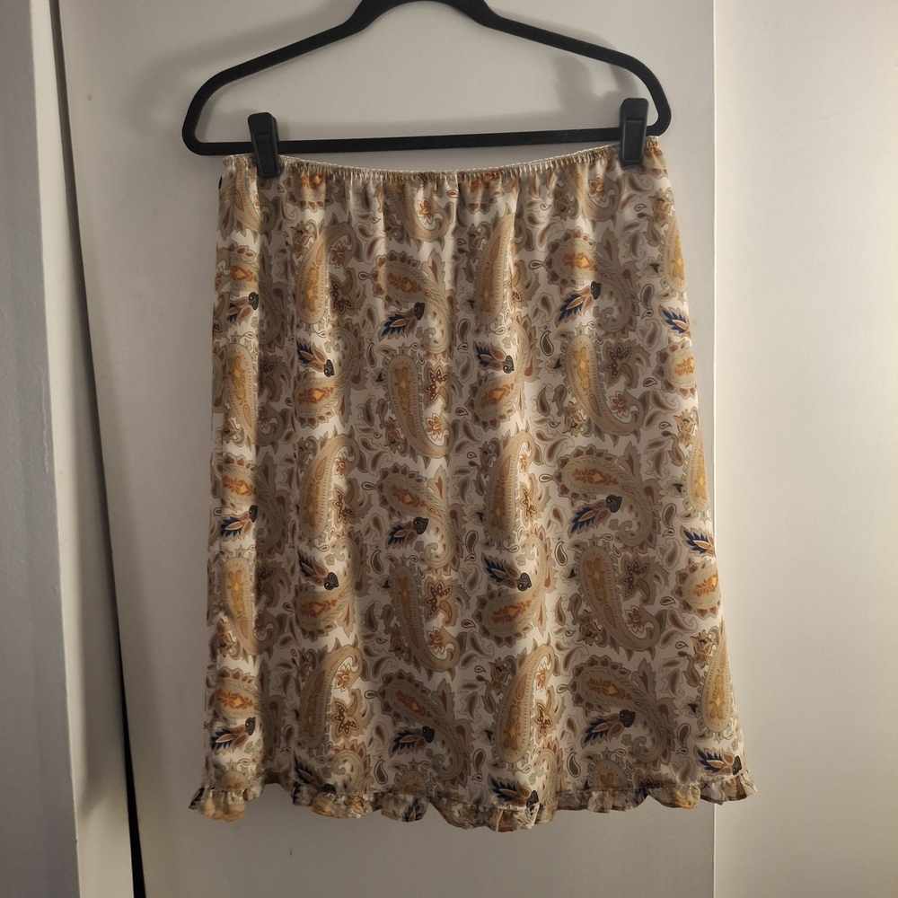 Kathy Ireland Cream and Orange Paisley A-Line Skirt